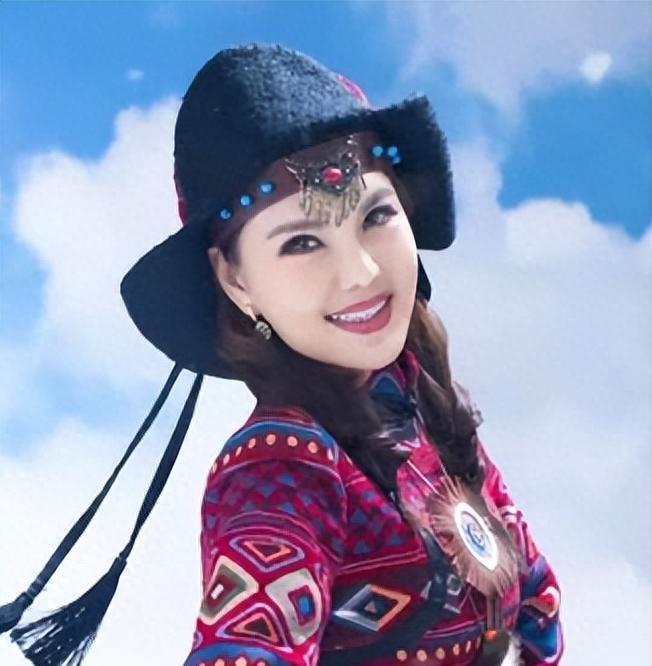 乌兰托娅最新歌曲，获取与欣赏的详细步骤指南